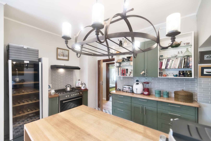 3 Bedroom Property for Sale in Northcliff Western Cape